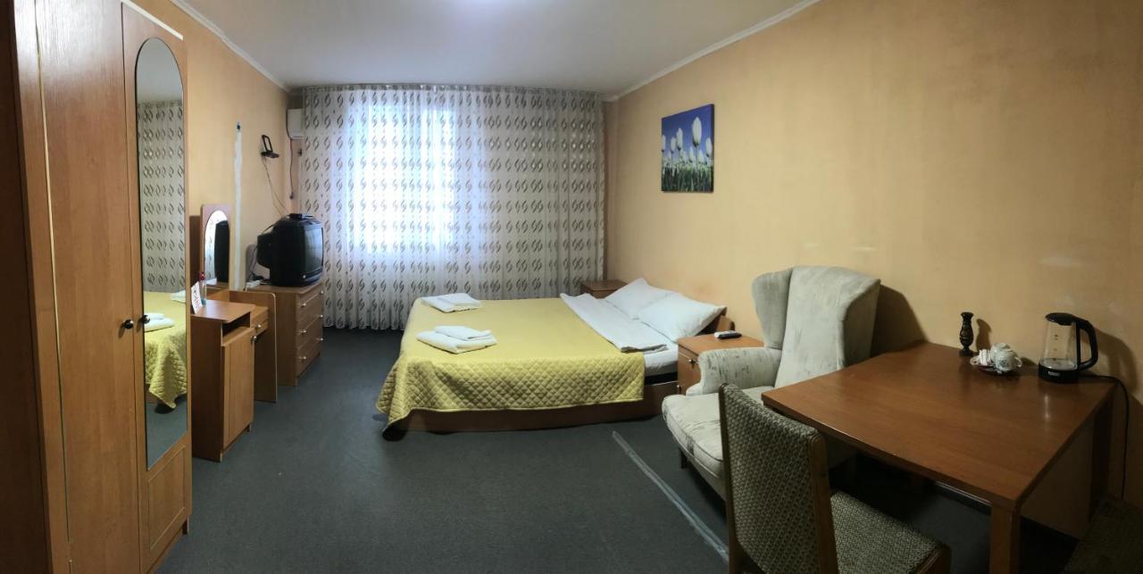 Мини Отель «Positive” Kiev Esterno foto